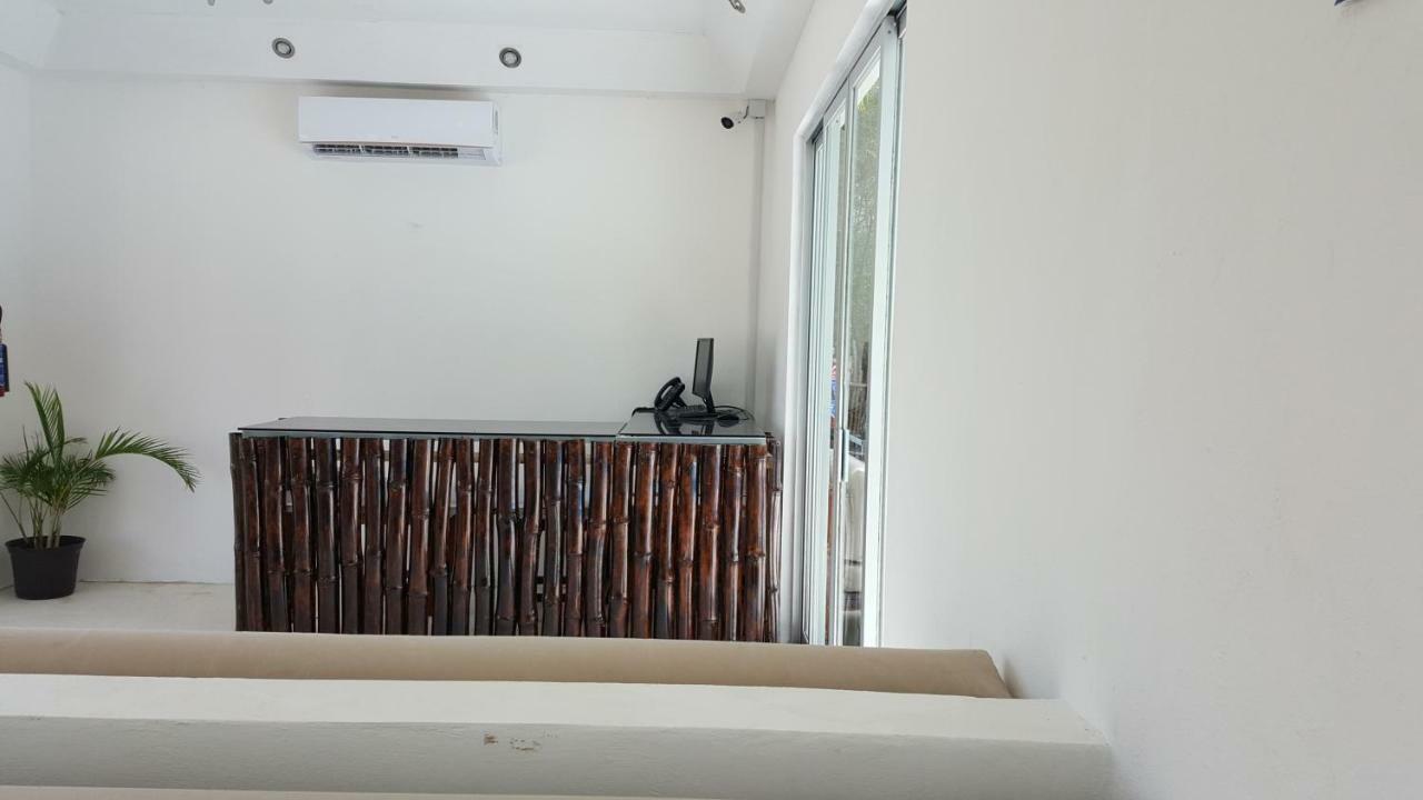 Jungle House & Hotel 3*