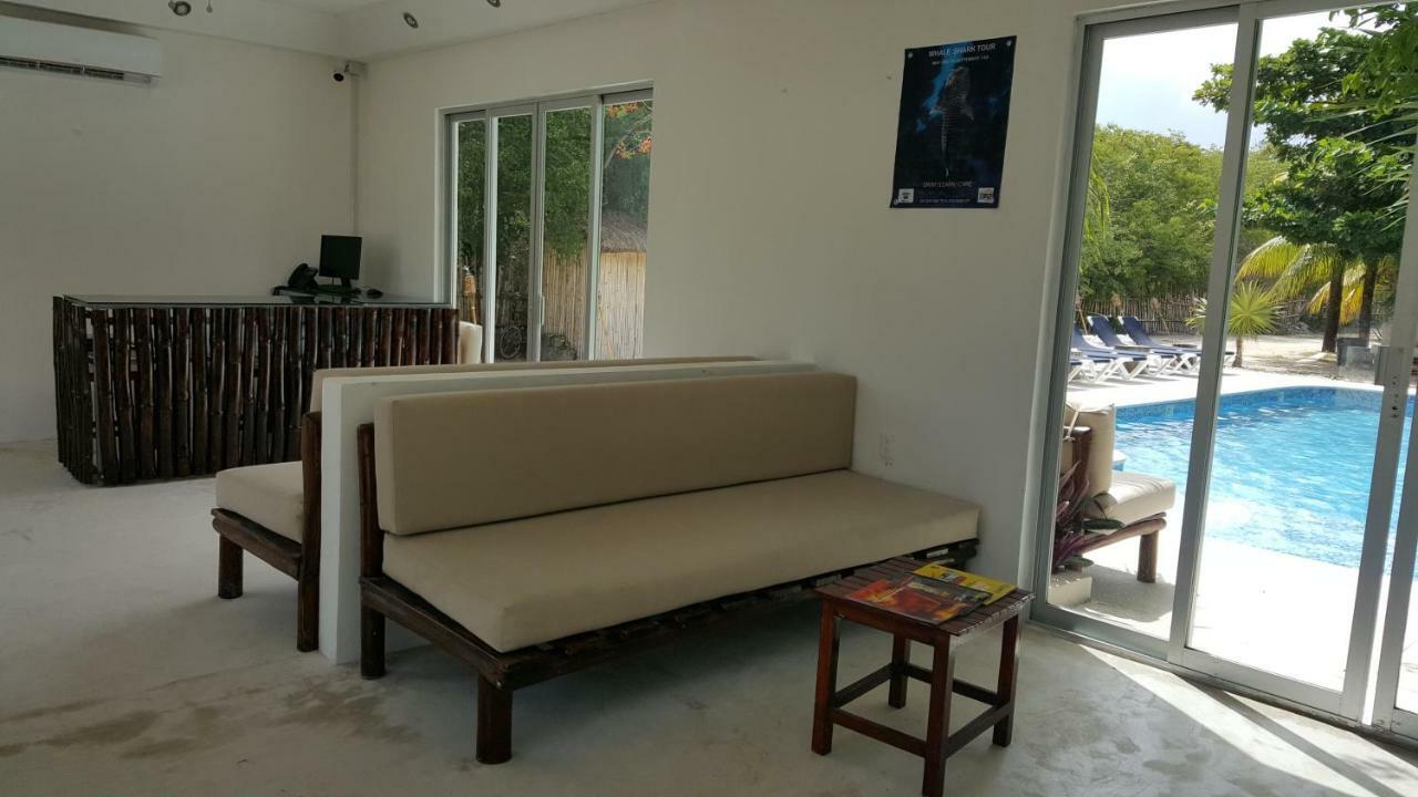 Hotel Jungle House & 3*