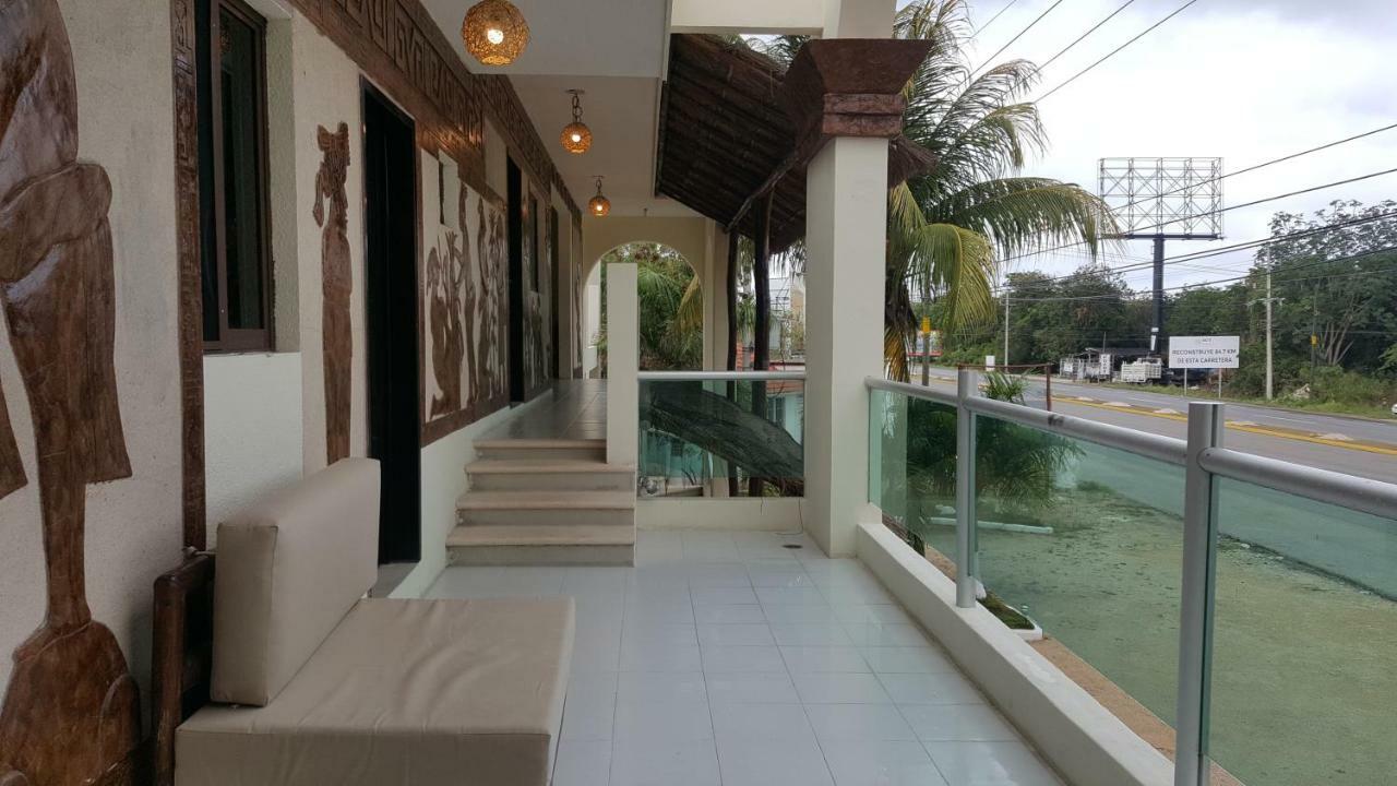 Jungle House & Hotel